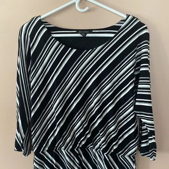 WHBM dress - Picture 2 of 5